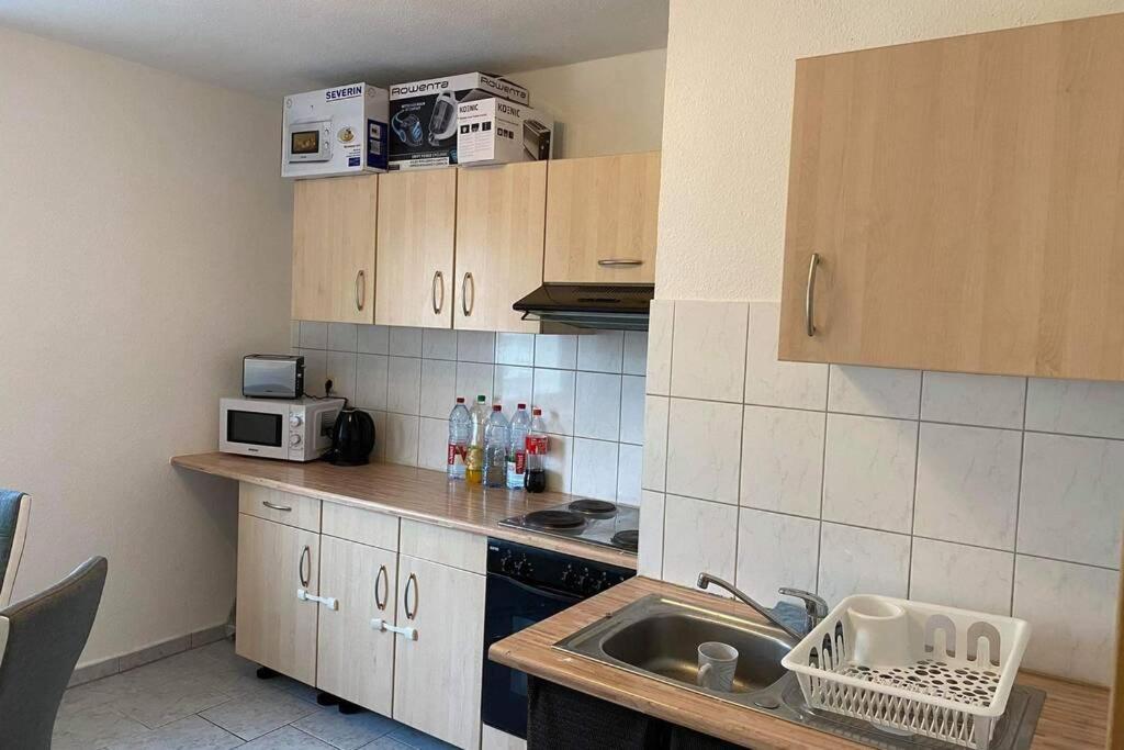 Beste Lage in Rostock: 2-Zimmerwohnung mit Balkon im 1.OG Exterior foto