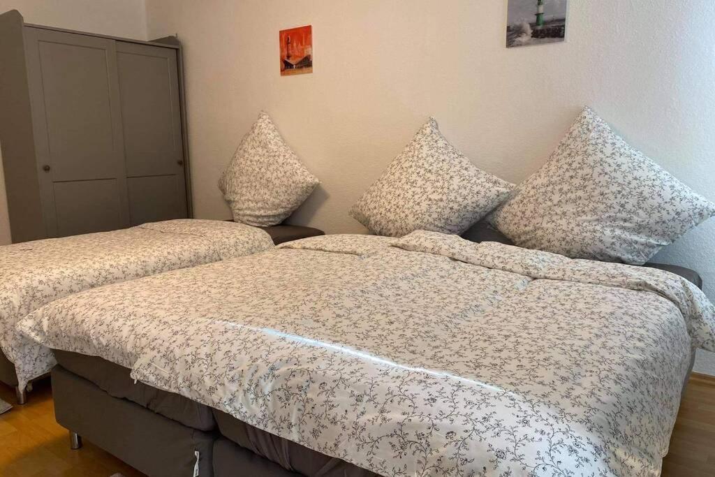 Beste Lage in Rostock: 2-Zimmerwohnung mit Balkon im 1.OG Exterior foto
